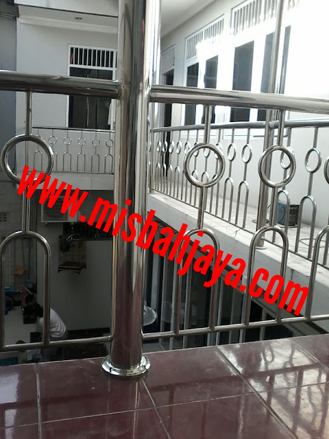 Balkon Stenlis Jakarta Selatan