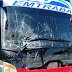 Autobus de Emtraba sufre accidente en el trayecto de Yaguate,hasta el momento perdida material. 