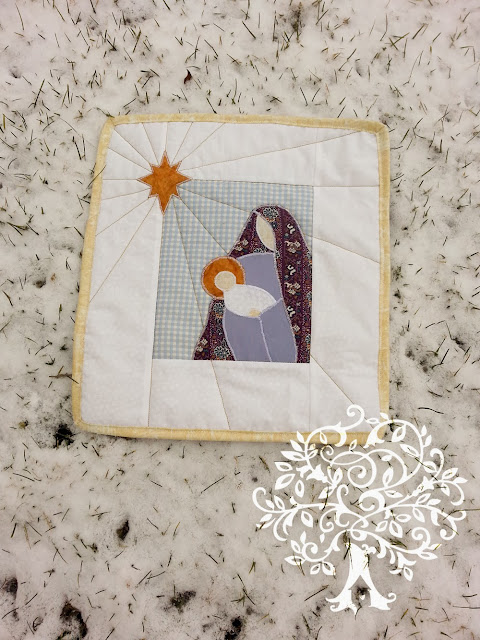 "What Child is This?" Mini Quilt 3