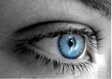 Vision Went Blurry In One Eye : Symptoms And Early Signs In Genital Herpes These Days In Women