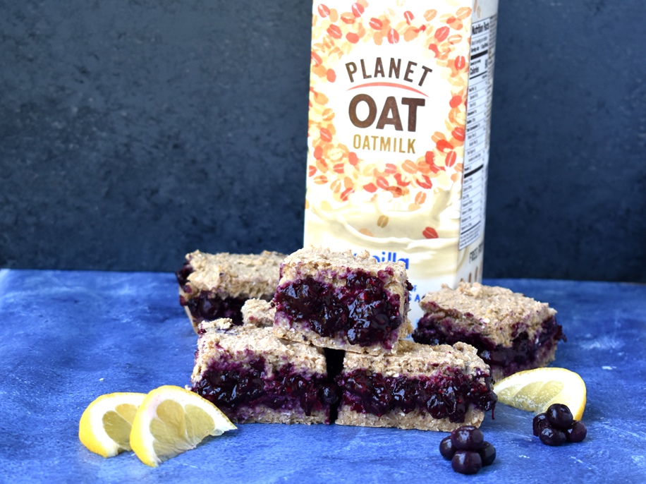 healthy blueberry pie oatmeal bars