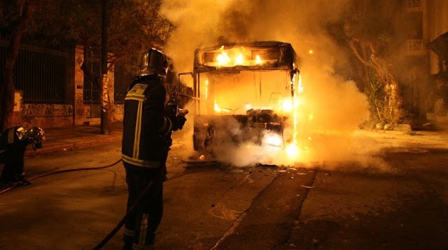 Χωρίς δίκη μέχρι σήμερα οι 20 κατηγορούμενοι για τα έκτροπα στο κέντρο της Αθήνας το 2012