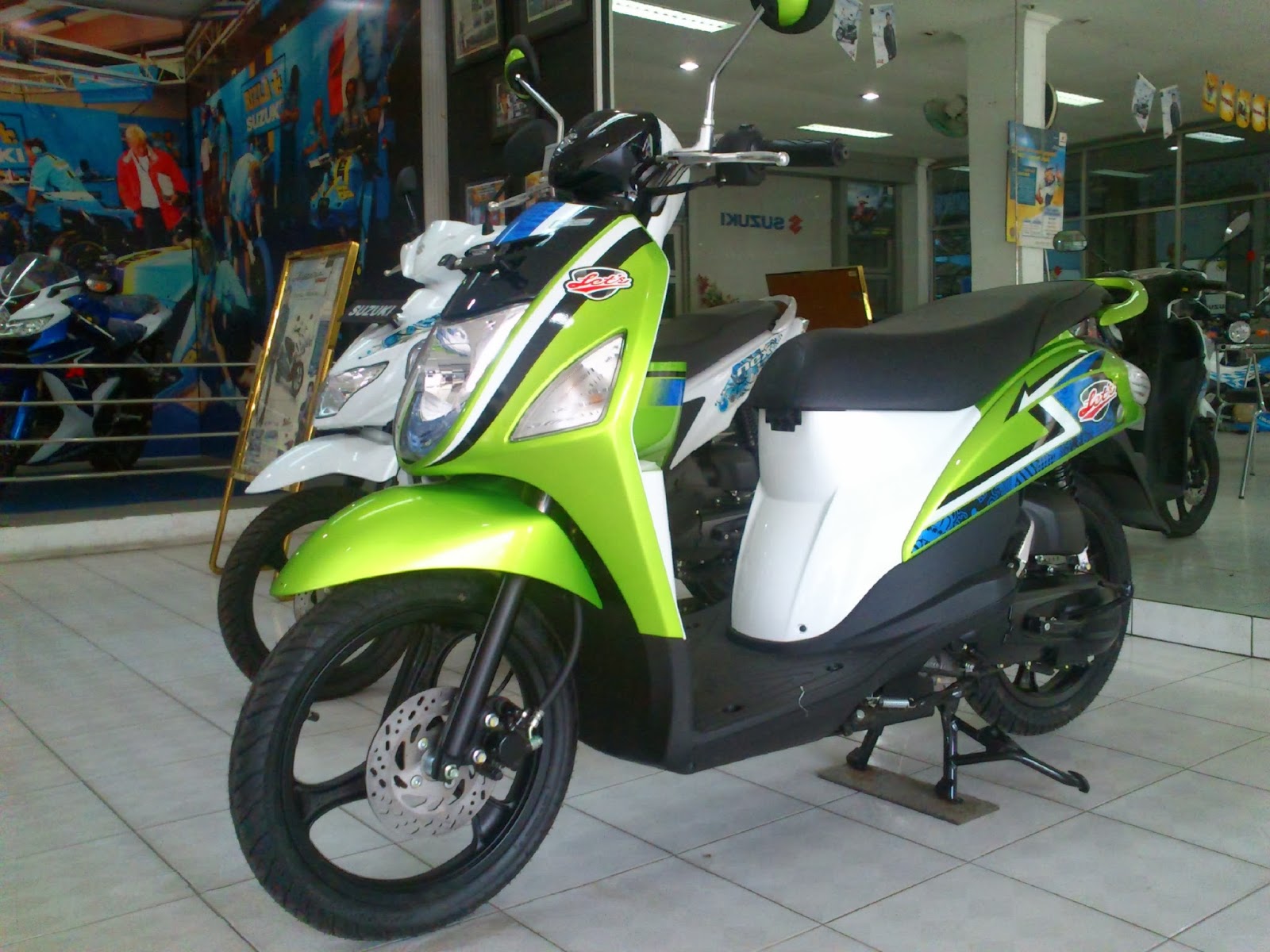 Koleksi Modifikasi Motor Vario 150 Ring 17 Terbaru Velgy Motor