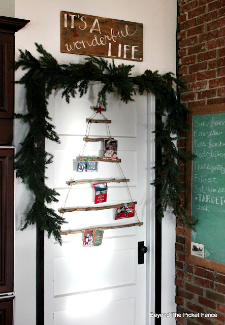 card holder, it's a wonderful life, Christmas decor, garland, hometalk, country Living, http://bec4-beyondthepicketfence.blogspot.com/2015/12/home-for-christmas-home-tour-blog-hop.html