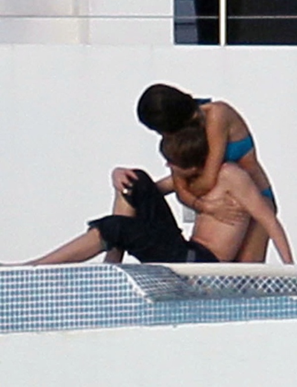 justin bieber with selena gomez at. fotos de justin bieber y