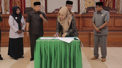 Ranperda APBD TA 2023 Ditandatangani Walikota Dan DPRD Payakumbuh