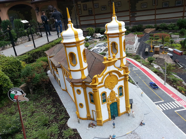 Miniatura da Ig. de S. Francisco de Assis - Ouro Preto - MG, compõe a Mini-Cidade.