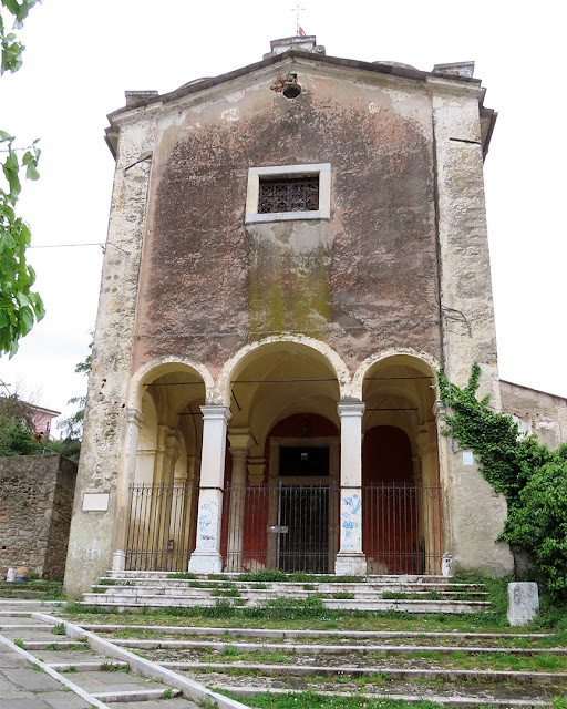 Church of Santa Chiara, Piazza del Carmine, Massa