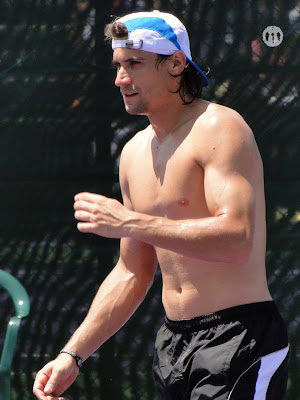 David Ferrer Shirtless at Miami Open 2010