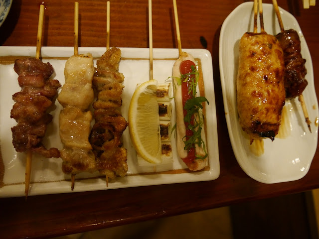 Assortiment de brochettes japonaises