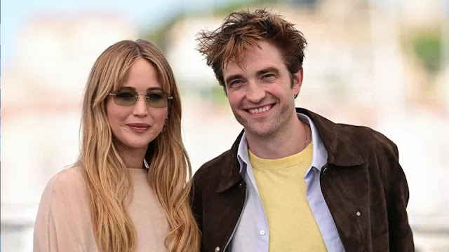 Actress Jennifer Lawrence and actor Robert Pattinson