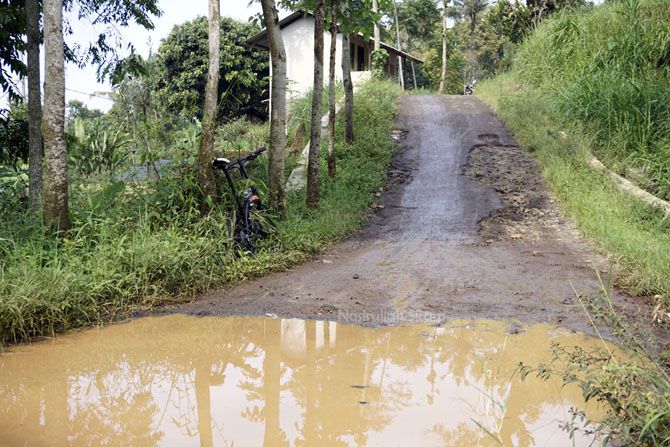 Salah satu rute yang tergenang air