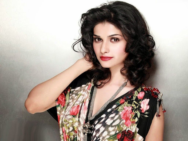  Prachi Desai HD Wallpaper Free