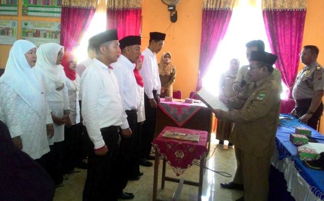 Kadis PMD Erman Lantik BAMUS Dua Nagari di Kecamatan Patamuan   