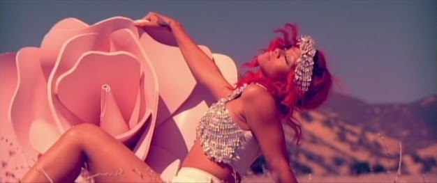 Wallpaper World: Rihanna Only Girl (In The World) Video Pictures