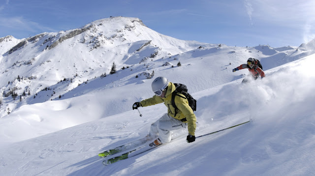 Fun workouts to stay fit: go skiing