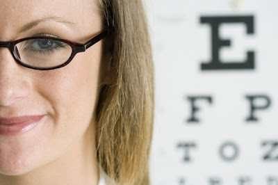 <img alt='Eye Care Routine' src='http://i48.tinypic.com/2vtnkfc.jpg'/>