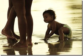 baby_on_the_beach_by_poivre