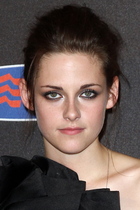 Kristen Stewart Eye Makeup. her usual dark eye make-up