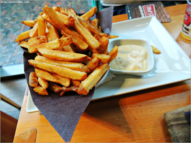 Mill St. Brewery: Patatas Fritas