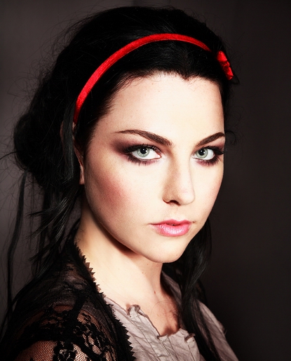 Amy Lynn Hartzler was born December 13 1981 best known as Amy Lee 