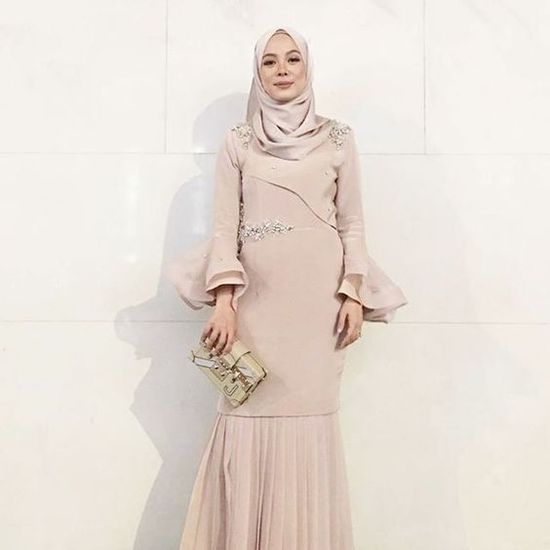 model gamis simple tapi mewah untuk orang gemuk 48+ Model Gamis Simple Tapi Mewah, Trend Inspirasi