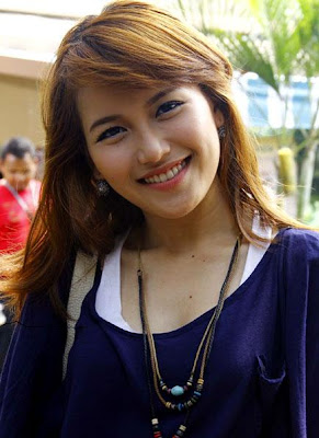 Foto Ayu Ting Ting.jpg