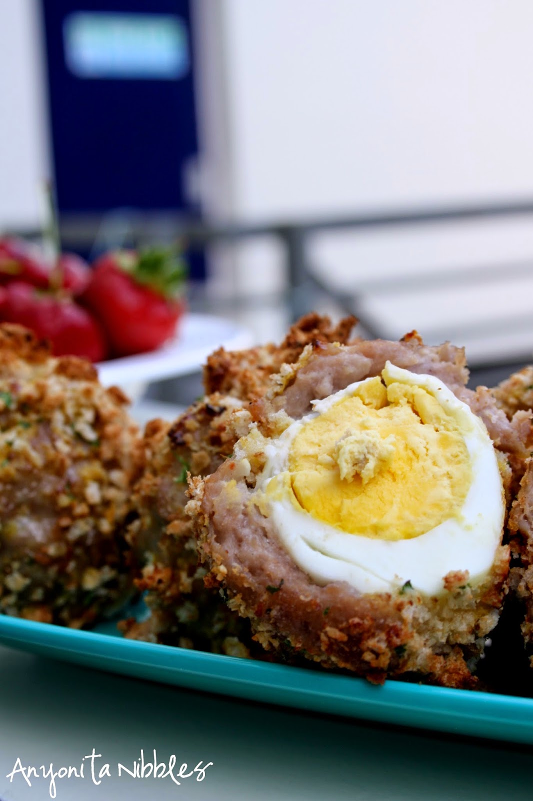 Recipes Using Lots Of Eggs Uk / Baked Ham & Egg Cups. | thefoodsnobuk : Egg yolks have a lower ...