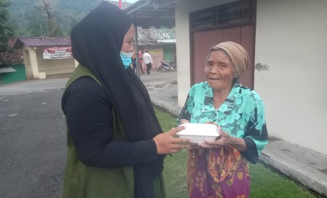 ACT Bandar Lampung Adakan Operasi Makan Gratis Warga Kampung Cilimus