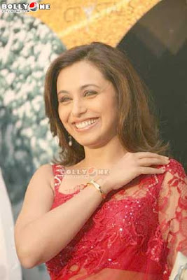 Rani Mukerji Red Saree Pics