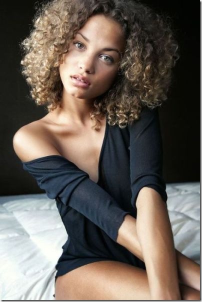 sexy-lips-girls-3