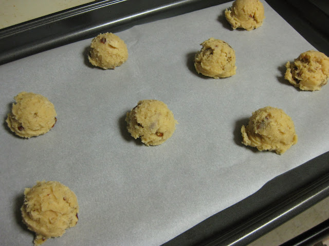 Scooping up the cookies