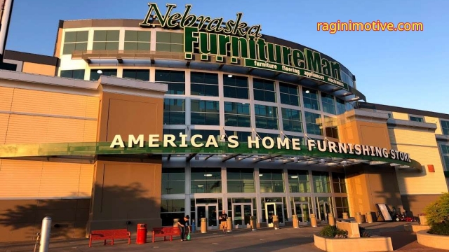 Nebraska Furniture Mart Kya hai?