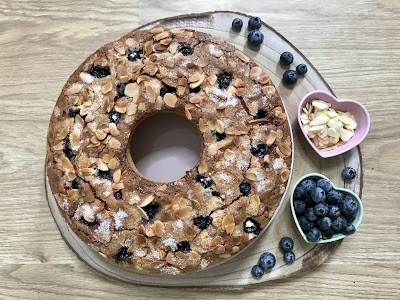 BIZCOCHO de QUESO MASCARPONE Y ARÁNDANOS ¡El más Rico y Esponjoso que has probado!