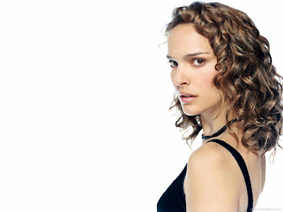 Natalie Portman Actress Spicy Wallpaper-02