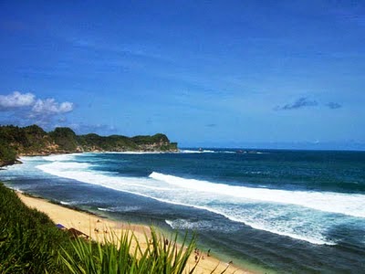 Gambar Tempat Wisata Pantai Nampu Wonogiri