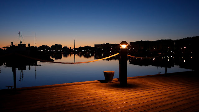 lights at boat at nights