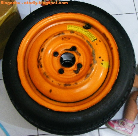 Ganti ban cadangan space saver dengan velg standard