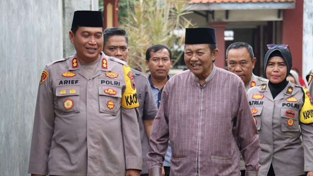 Silaturahmi ke Ketua MUI Pekalongan, Kapolres Ajak Sinergi Tokoh Agama Jaga Kamtibmas Jelang Pemilu 2024