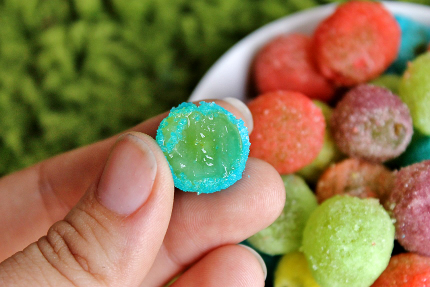 These 3 ingredient Rainbow Grapes have a fun crunchy shell and make a great dessert swapout or colorful party snack! #CentrumFunFlavors (AD)