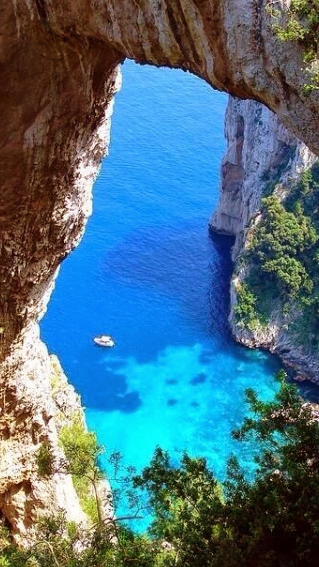 Beauty+Capri,+Italy