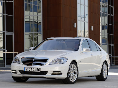 2010 Mercedes-Benz S400 BlueHYBRID