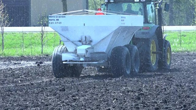 fall fertilizer application