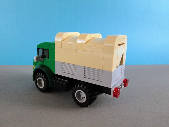 MOC LEGO Mercedes-Benz Unimog