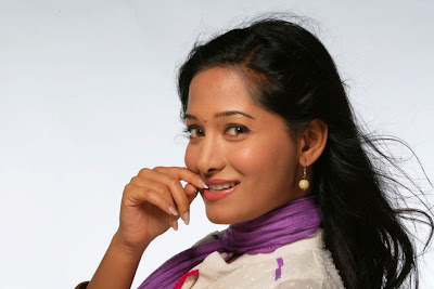 preetika rao new in priyudu unseen pics