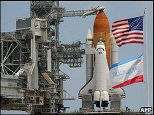 Daily News: Nasa Shuttle Launch