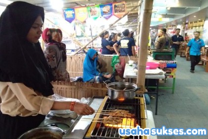  Peluang perjuangan sate seafood merupakan salah satu perjuangan yang prospektif sanggup keuntungan y Peluang Bisnis Sate Seafood dan Tips Sukses Agar Untung Besar 