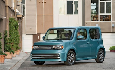 nissan cube