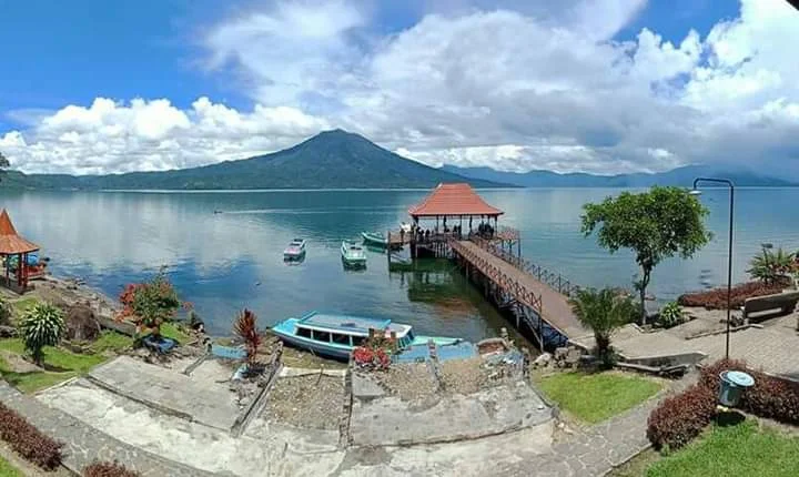 Pemkab OKU Selatan Gelar Shalat Istisqa di Danau Ranau