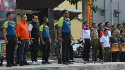 HUT TNI Ke 77, Danrem 043/Gatam, Kapolda, & Sekda Lampung Buka Turnamen Mini Soccer Sinergitas Cup TNI - Polri